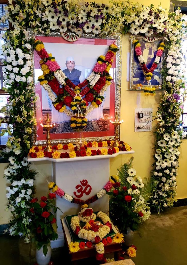 Sadguru Shri Ramakant Maharaj Samadhi Installation